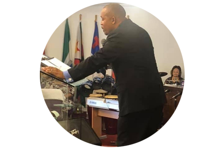 Pastor Pic 12